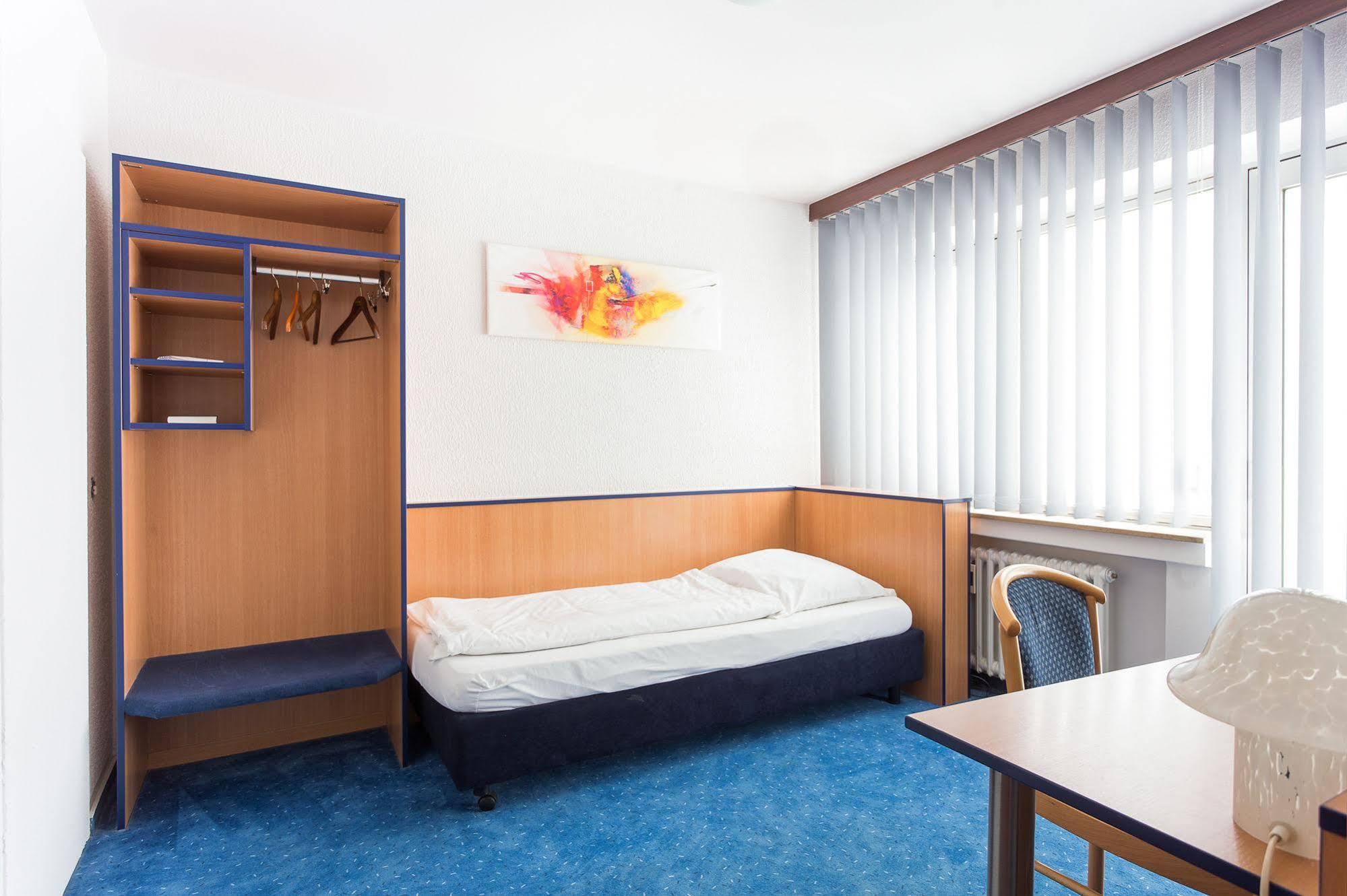 Hotel Luisenhof Mettmann Eksteriør billede