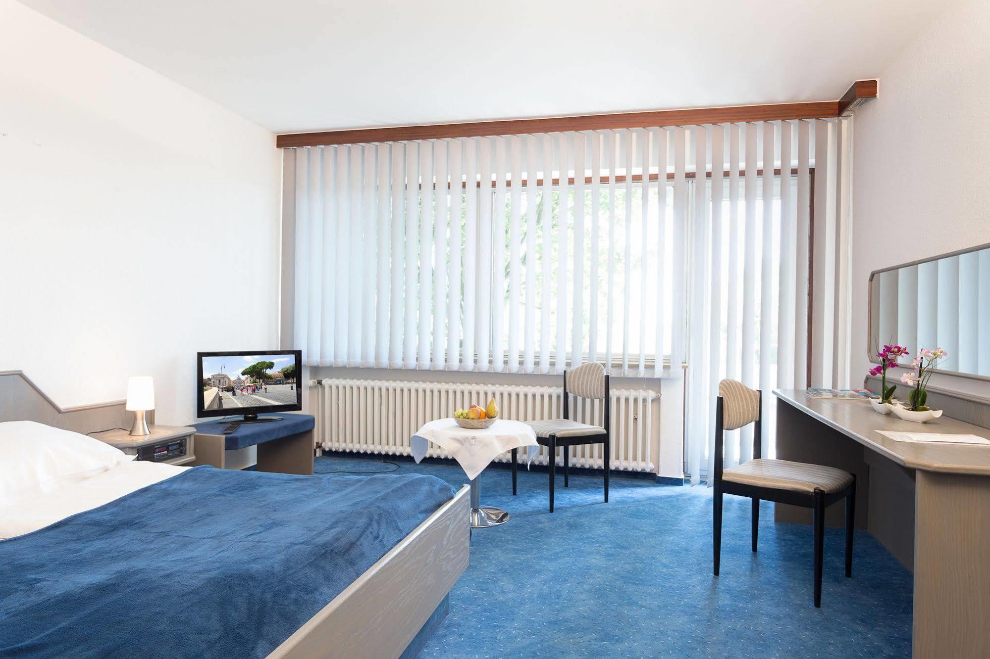 Hotel Luisenhof Mettmann Eksteriør billede